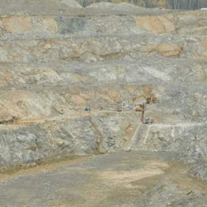 IMERYS_TALC_gallery_Mining_operations_in_the_open_pit_2_REV.gif